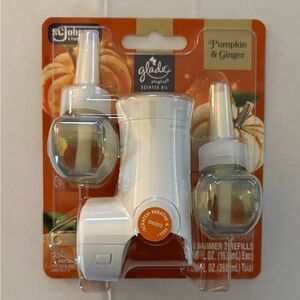 Glade Pumpkin & Ginger Plug-In Scented Oil Warmer and Refills